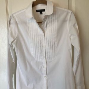 Banana Republic Riley Tuxedo shirt SIZE 6